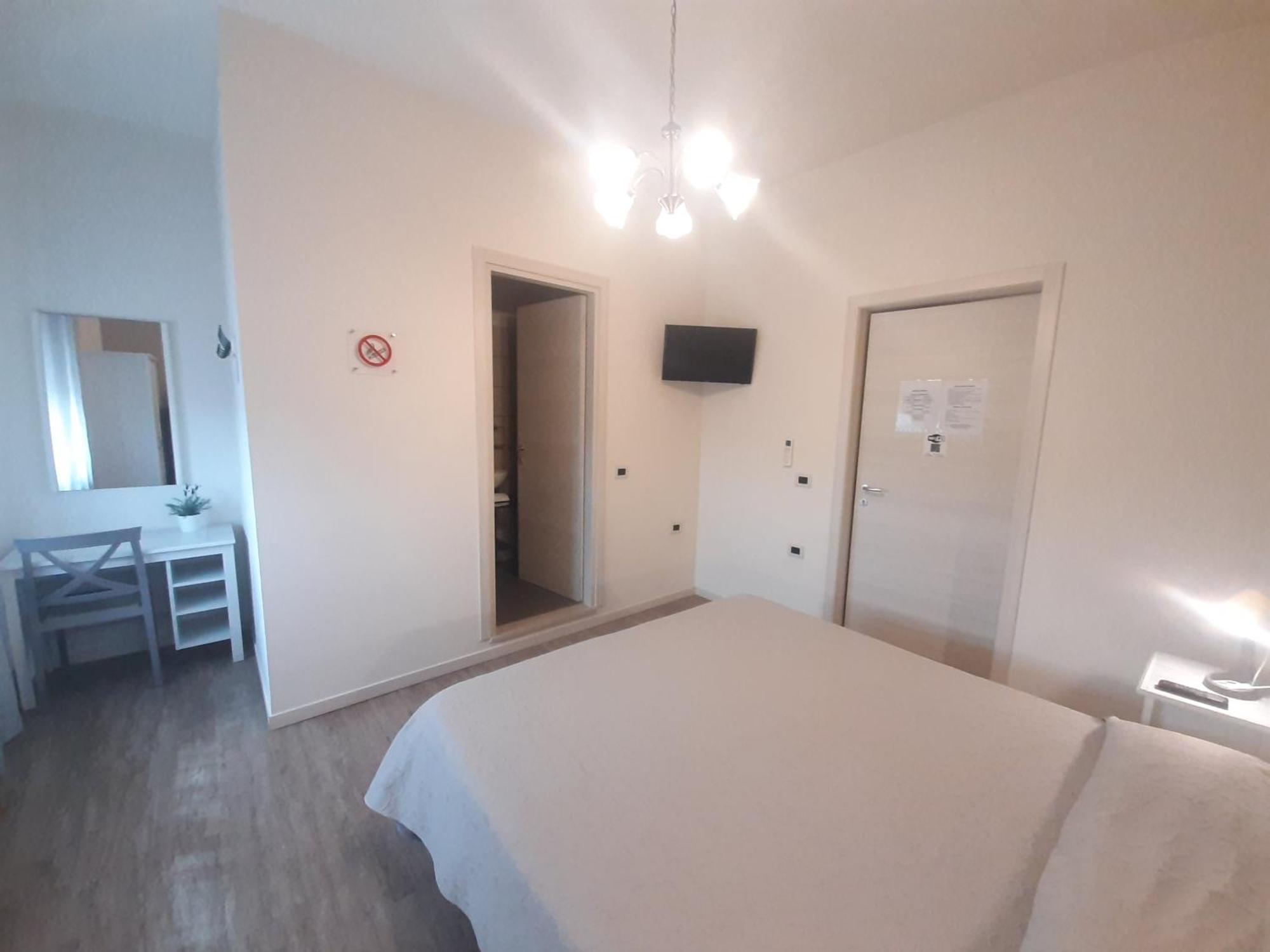 Dolce Dormire Civitanova Marche Exterior foto